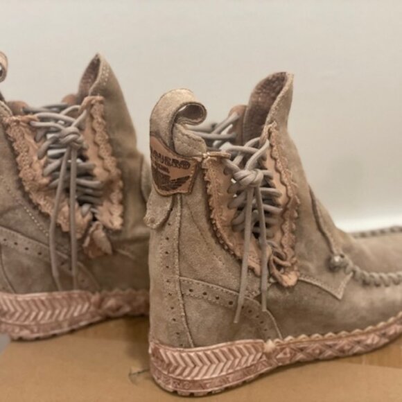 El Vaquero Agnes Silverstone Corda EU36 (US 6) in Like New Condition - Picture 2 of 8